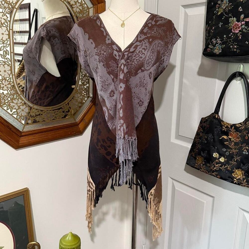 Firmiana Dark Brown, Tan & Blue Sleeveless Loose Fit Ruffle Fringe Boho Top